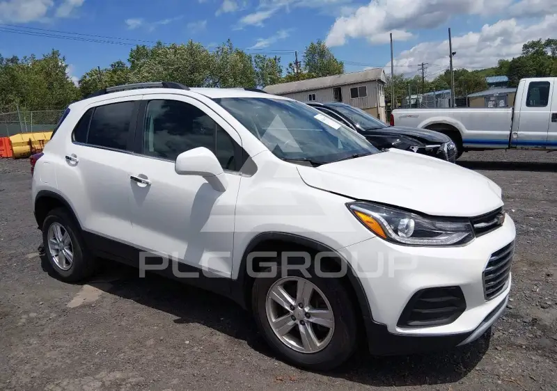 2017 Chevrolet TRAX photo