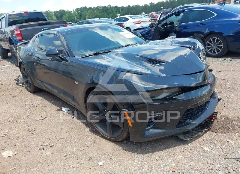 2017 Chevrolet Camaro photo
