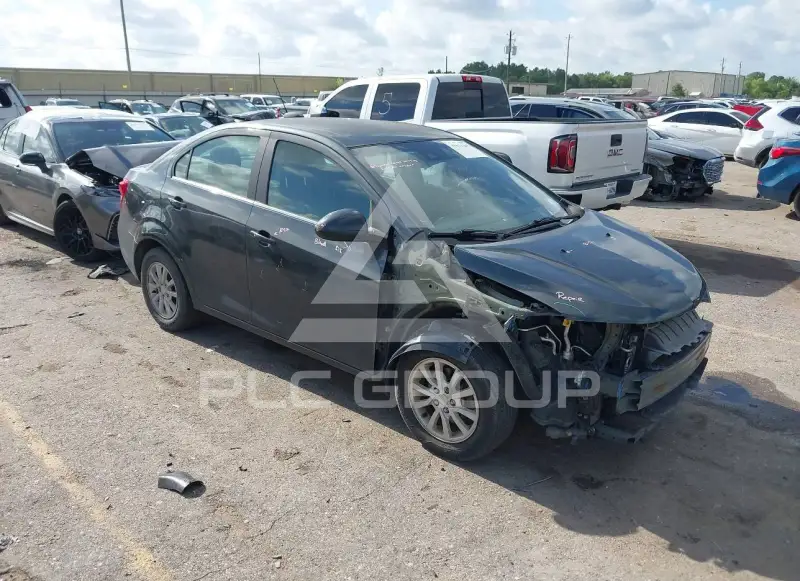 2017 Chevrolet Sonic photo