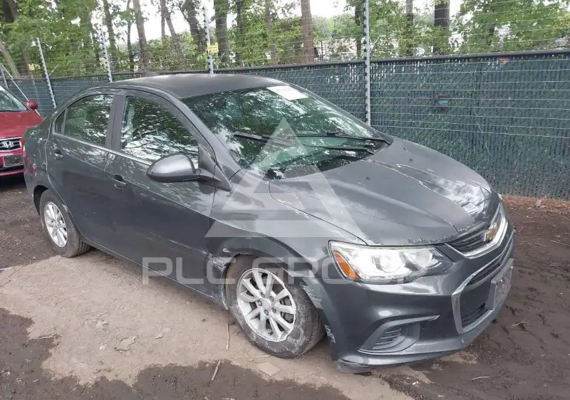 2017 Chevrolet Sonic photo