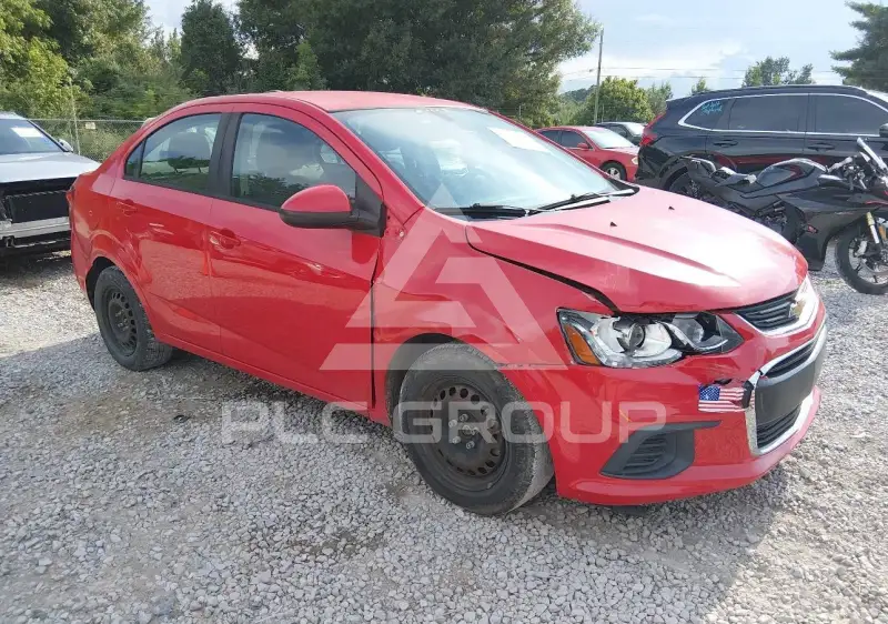 2017 Chevrolet Sonic фото