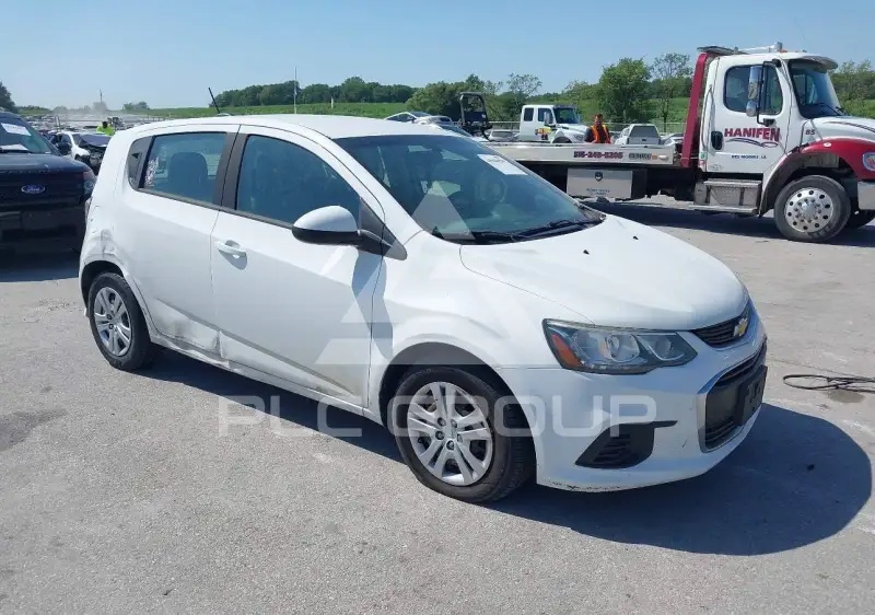 2017 Chevrolet Sonic photo