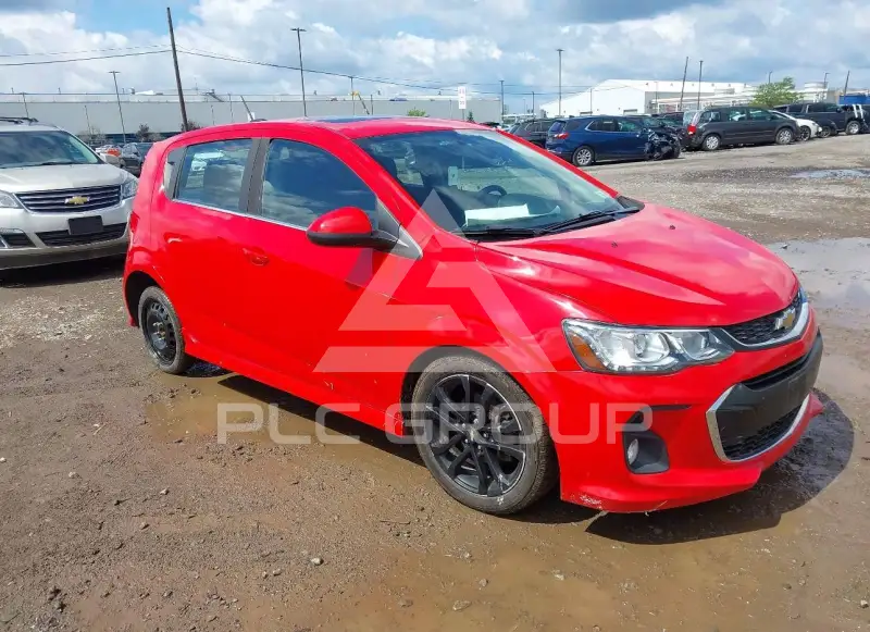 2017 Chevrolet Sonic фото