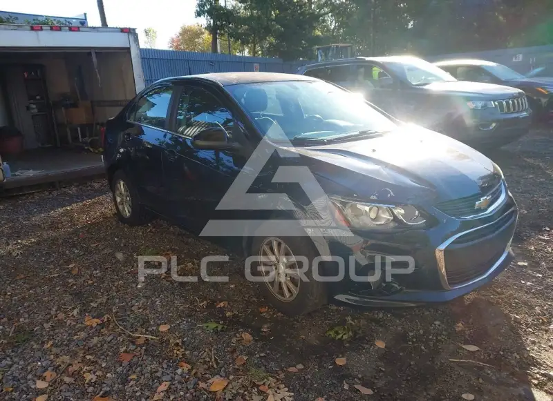 2017 Chevrolet Sonic photo