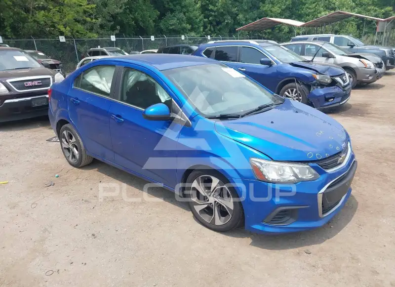 2017 Chevrolet Sonic фото