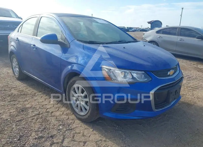 2017 Chevrolet Sonic photo