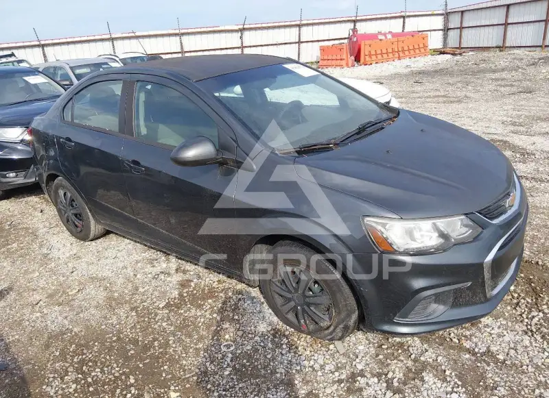 2017 Chevrolet Sonic фото