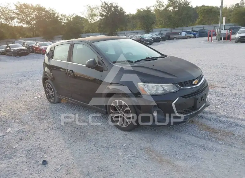 2017 Chevrolet Sonic фото