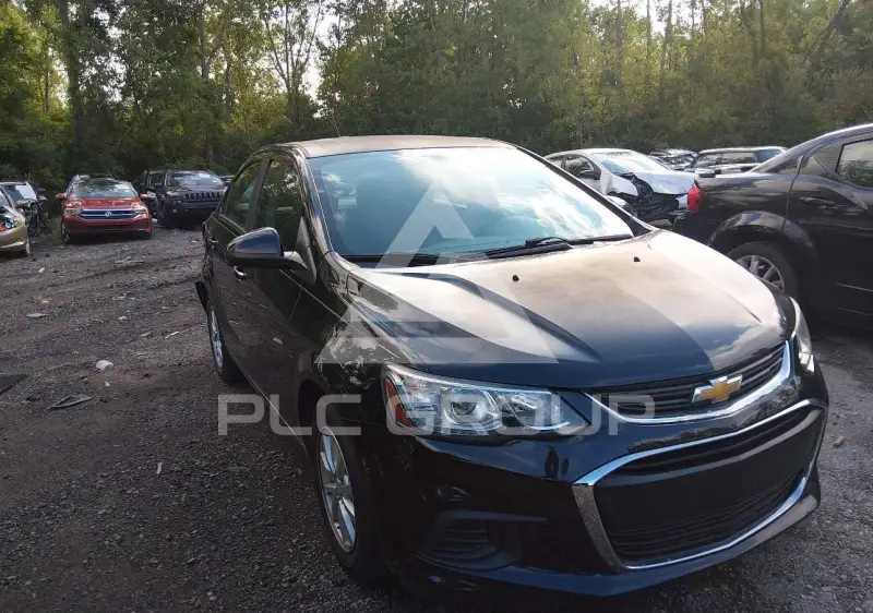 2017 Chevrolet Sonic photo
