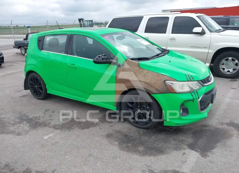 2017 Chevrolet Sonic photo