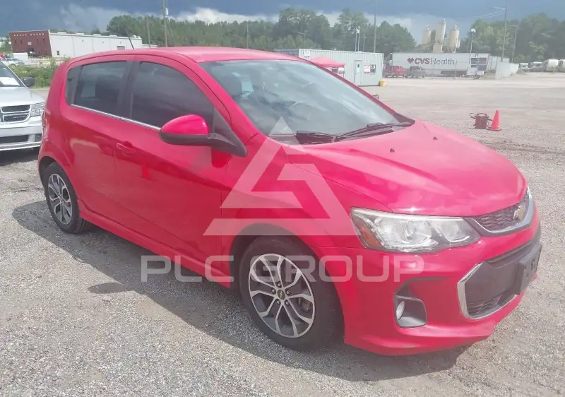 2017 Chevrolet Sonic фото