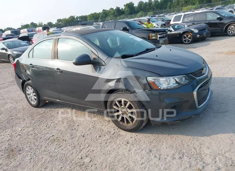2017 Chevrolet Sonic photo