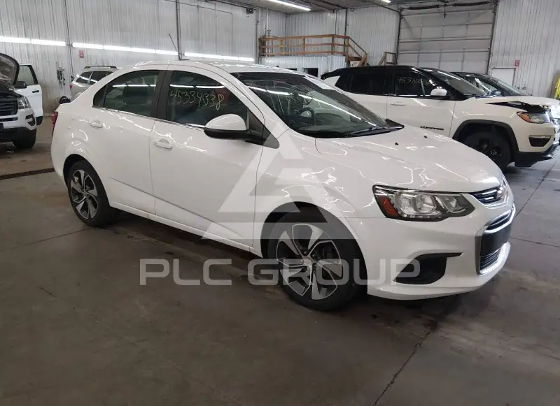 2017 Chevrolet Sonic photo
