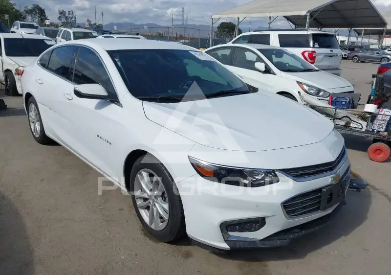 2017 Chevrolet Malibu photo