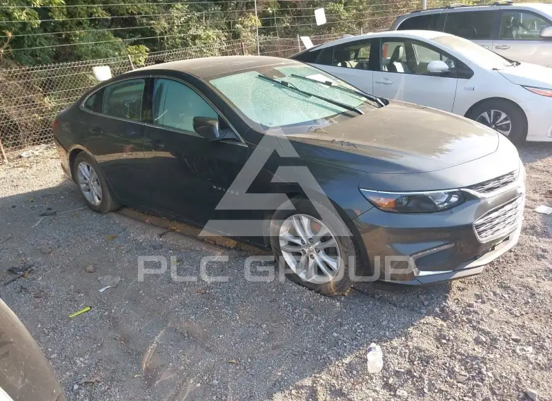 2017 Chevrolet Malibu photo