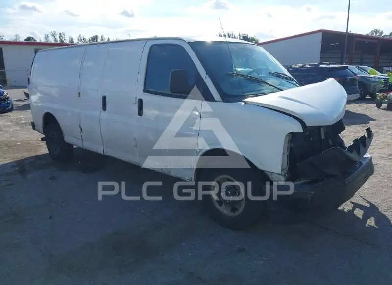 2017 Chevrolet Express фото