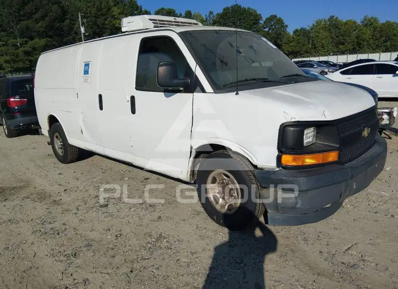 2017 Chevrolet Express photo