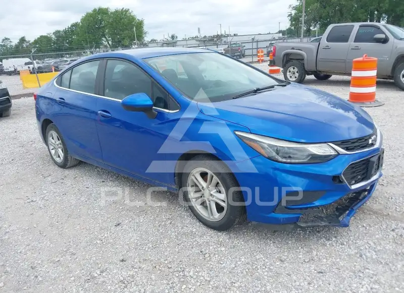 2017 Chevrolet Cruze photo