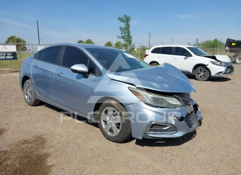 2017 Chevrolet Cruze photo