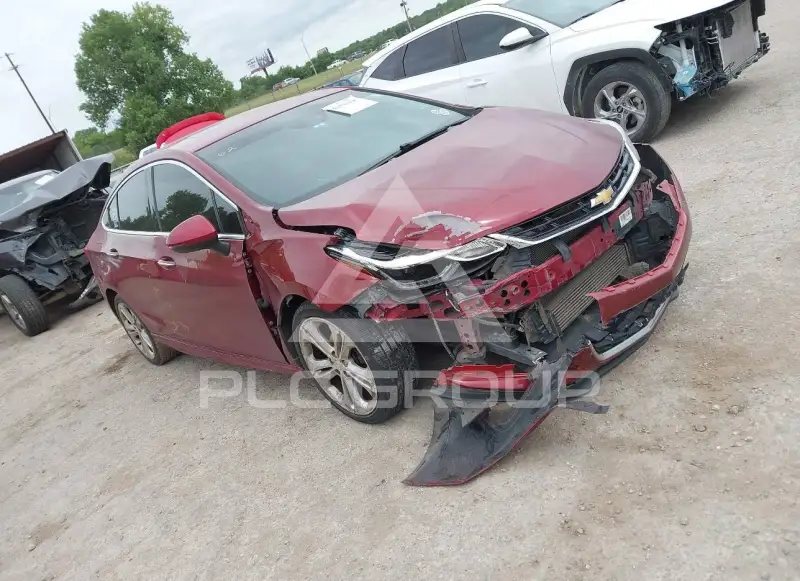 2017 Chevrolet Cruze photo