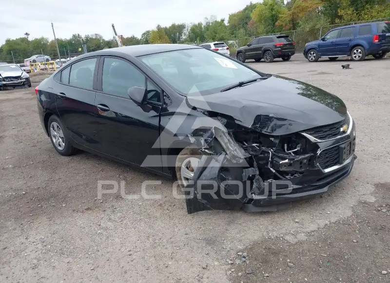 2017 Chevrolet Cruze photo