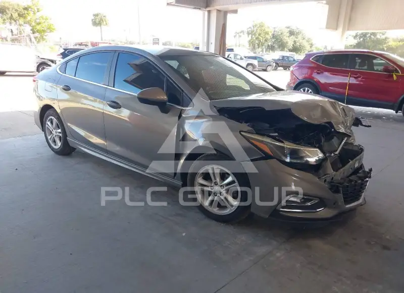 2017 Chevrolet Cruze photo