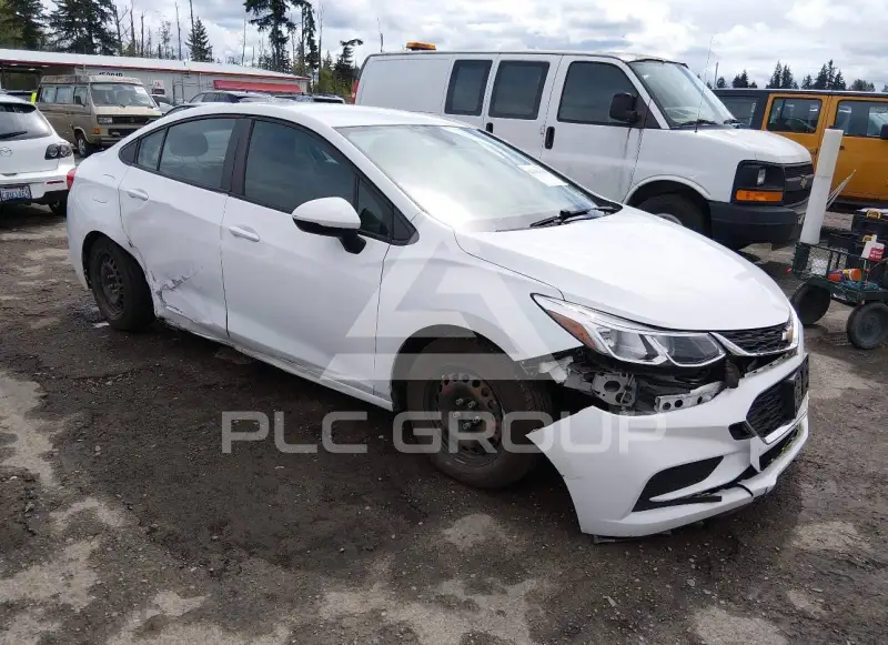 2017 Chevrolet Cruze photo