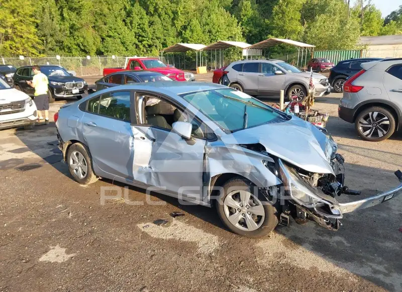 2017 Chevrolet Cruze photo
