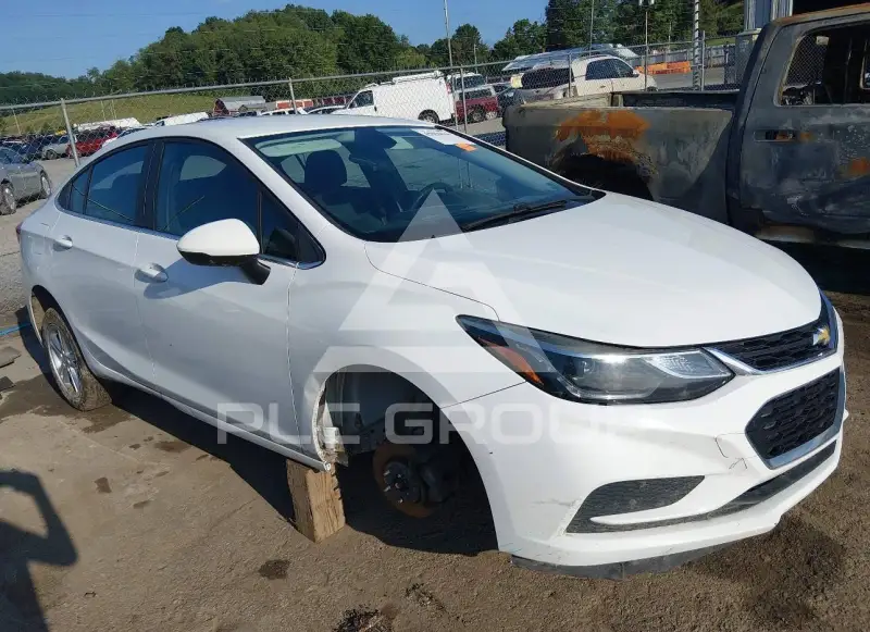 2017 Chevrolet Cruze фото