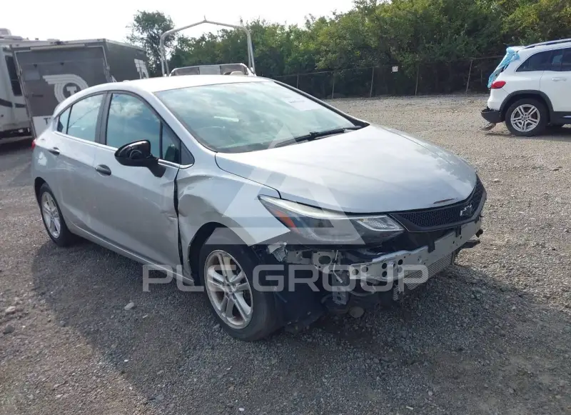 2017 Chevrolet Cruze photo