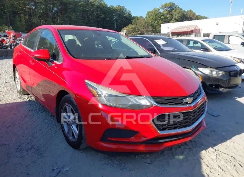 2017 Chevrolet Cruze photo