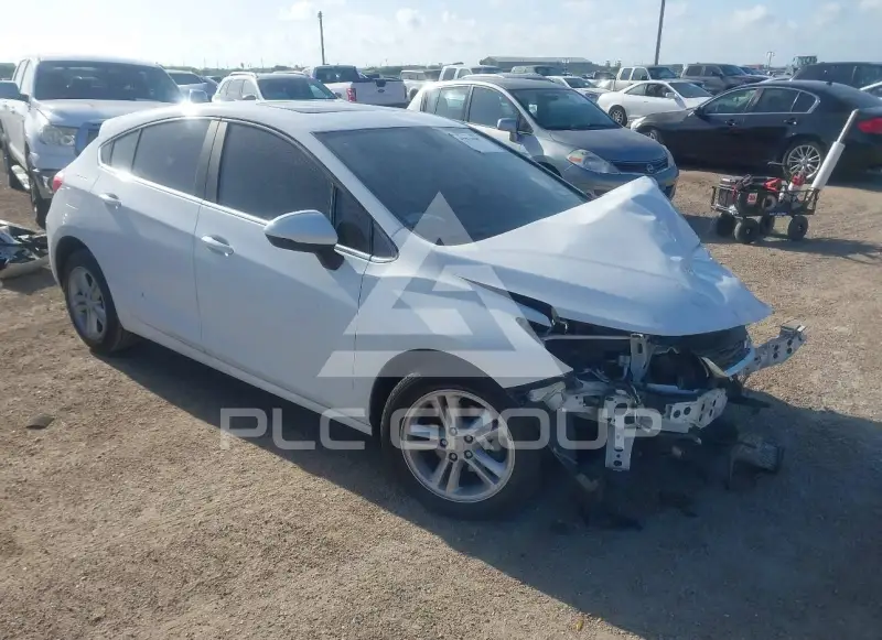 2017 Chevrolet Cruze photo