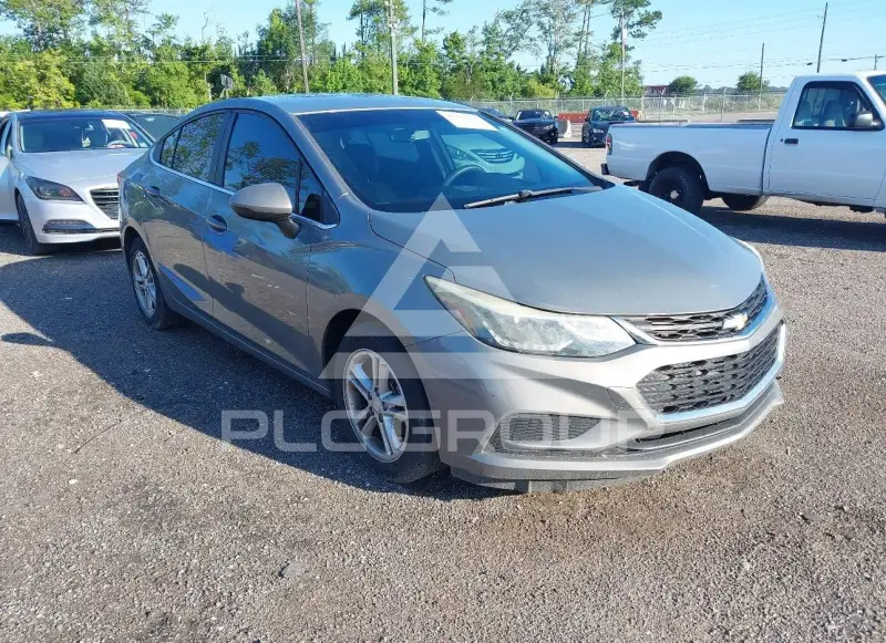 2017 Chevrolet Cruze photo