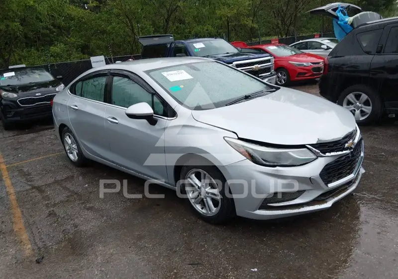 2017 Chevrolet Cruze photo