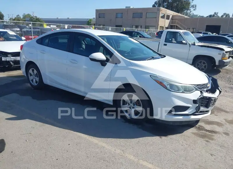 2017 Chevrolet Cruze photo