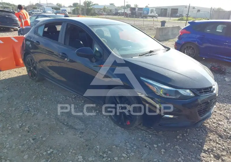 2017 Chevrolet Cruze photo
