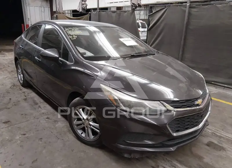 2017 Chevrolet Cruze фото