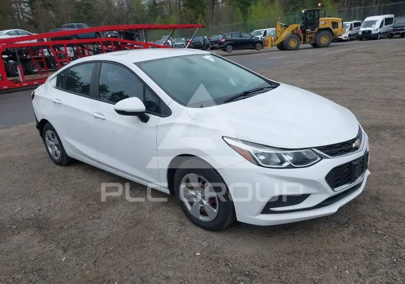 2017 Chevrolet Cruze photo