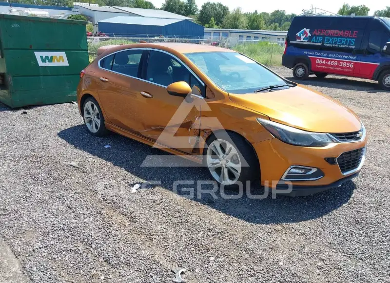 2017 Chevrolet Cruze photo