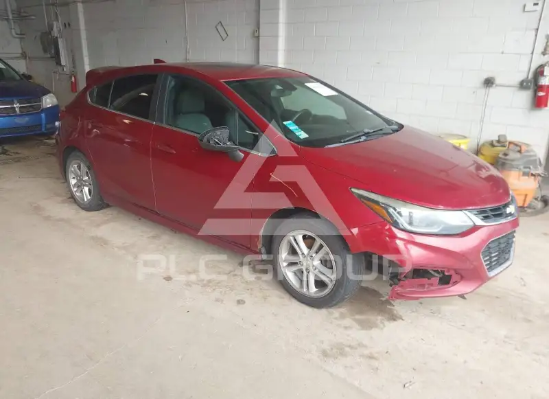 2017 Chevrolet Cruze photo