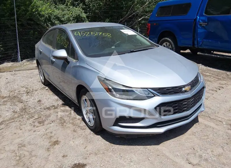 2017 Chevrolet Cruze фото