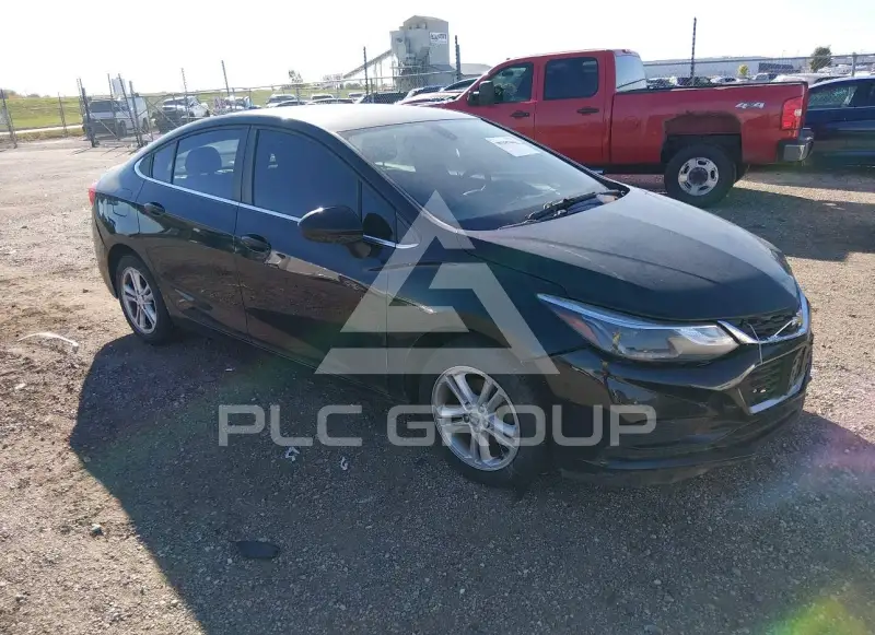 2017 Chevrolet Cruze photo