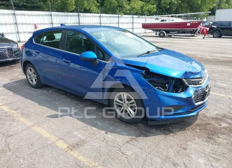 2017 Chevrolet Cruze photo