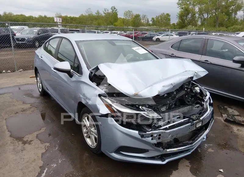 2017 Chevrolet Cruze фото