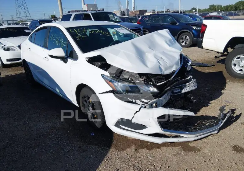 2017 Chevrolet Cruze фото