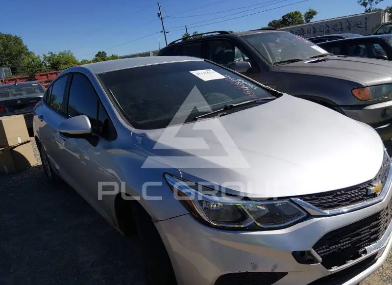 2017 Chevrolet Cruze фото