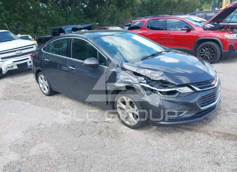 2017 Chevrolet Cruze фото