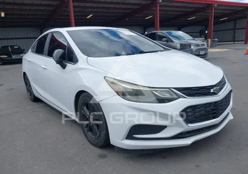 2017 Chevrolet Cruze фото