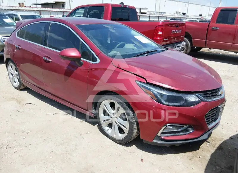 2017 Chevrolet Cruze photo