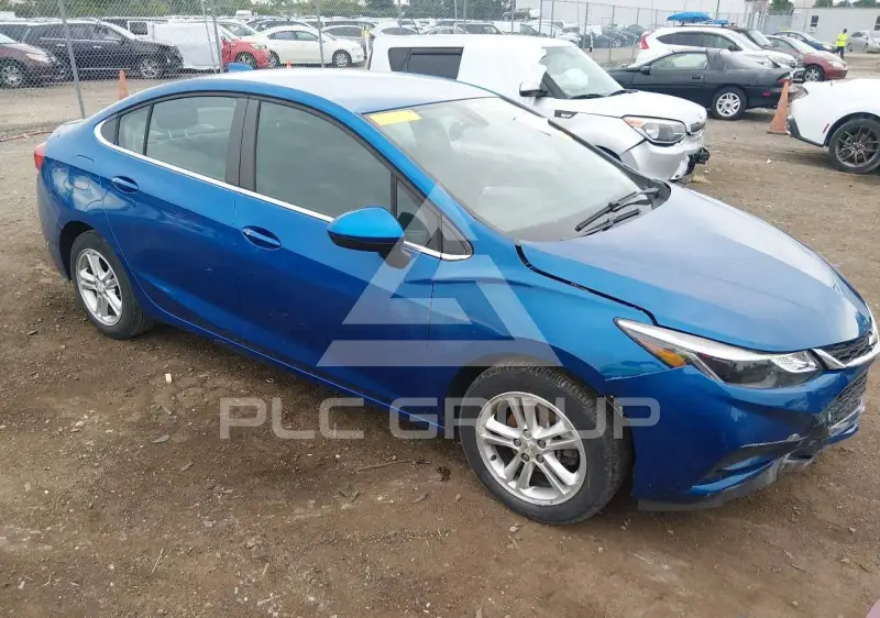 2017 Chevrolet Cruze photo